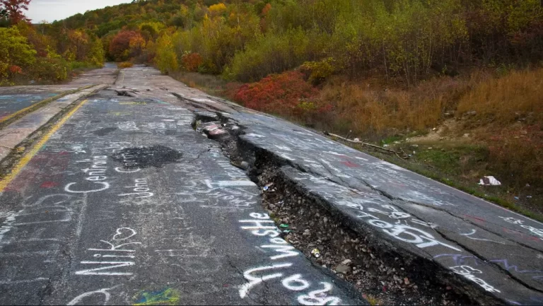 Can You Spray Paint Graffiti Highway Centralia?
